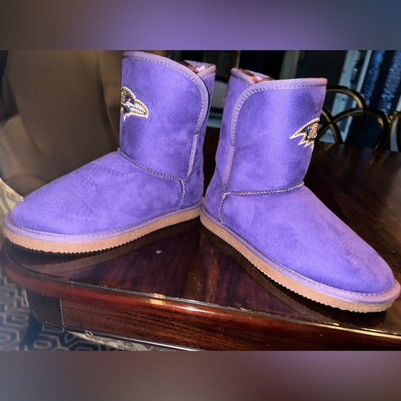 Purple Baltimore Ravens boots - Picture 4 of 6